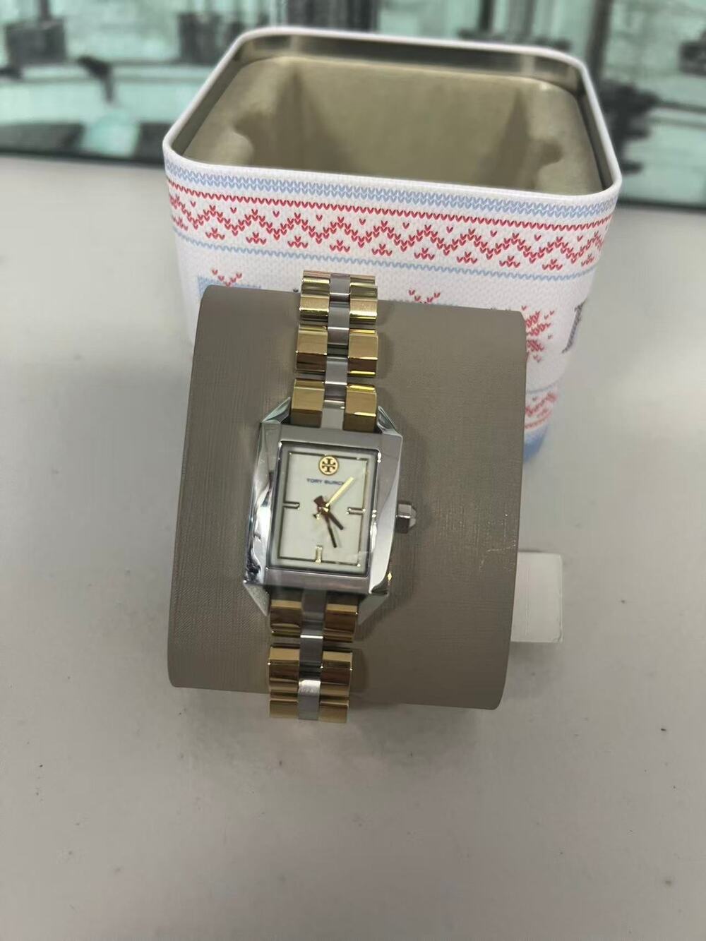 Tory Burch TBW1102 Women's Quartz Fashion Wrist Watch